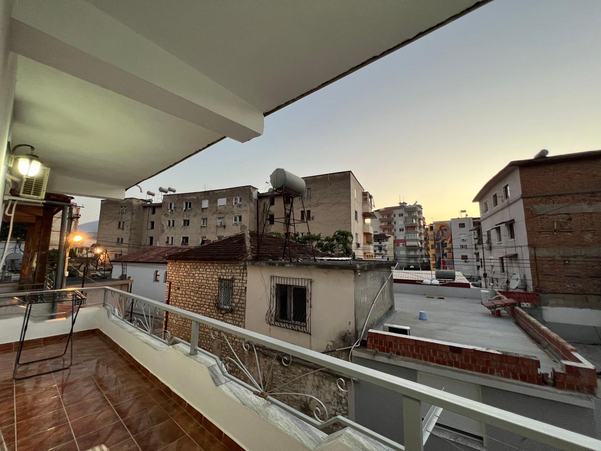 Villa Ensalv Berat - Apartment - Room - Penthouse Экстерьер фото