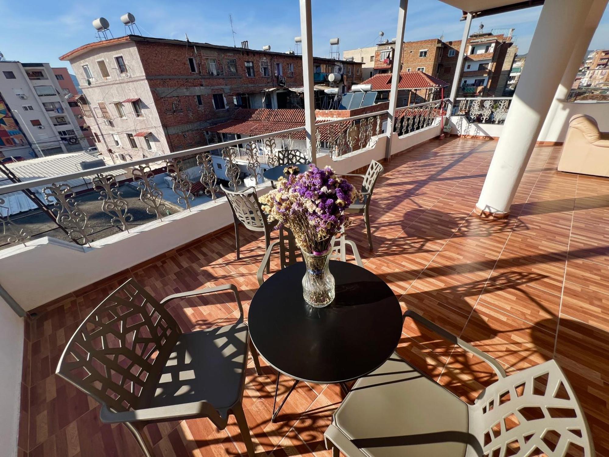 Villa Ensalv Berat - Apartment - Room - Penthouse Экстерьер фото