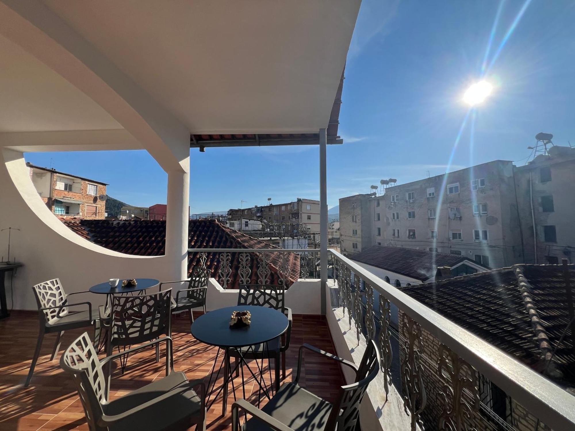 Villa Ensalv Berat - Apartment - Room - Penthouse Экстерьер фото